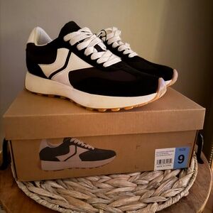 Steve Madden Kendrix Sneakers